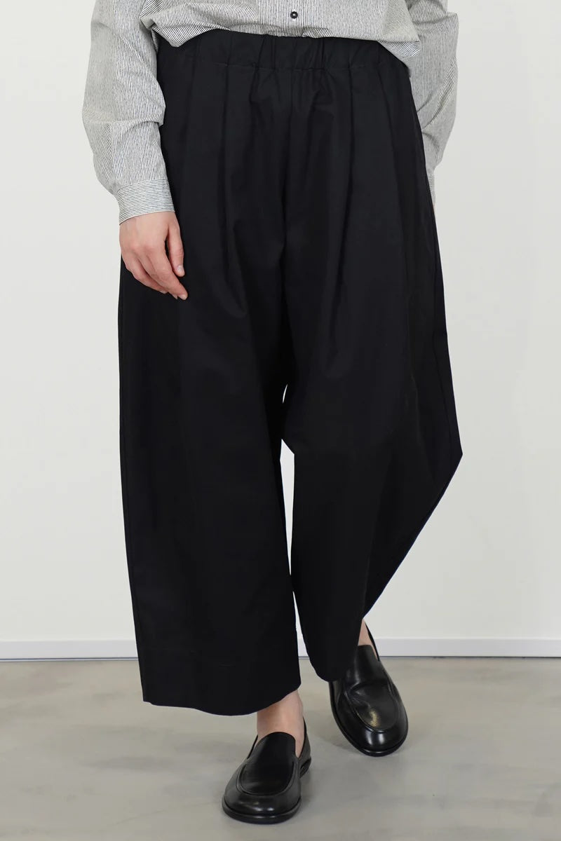 Apuntob Trousers in Black - SKULPT Dublin