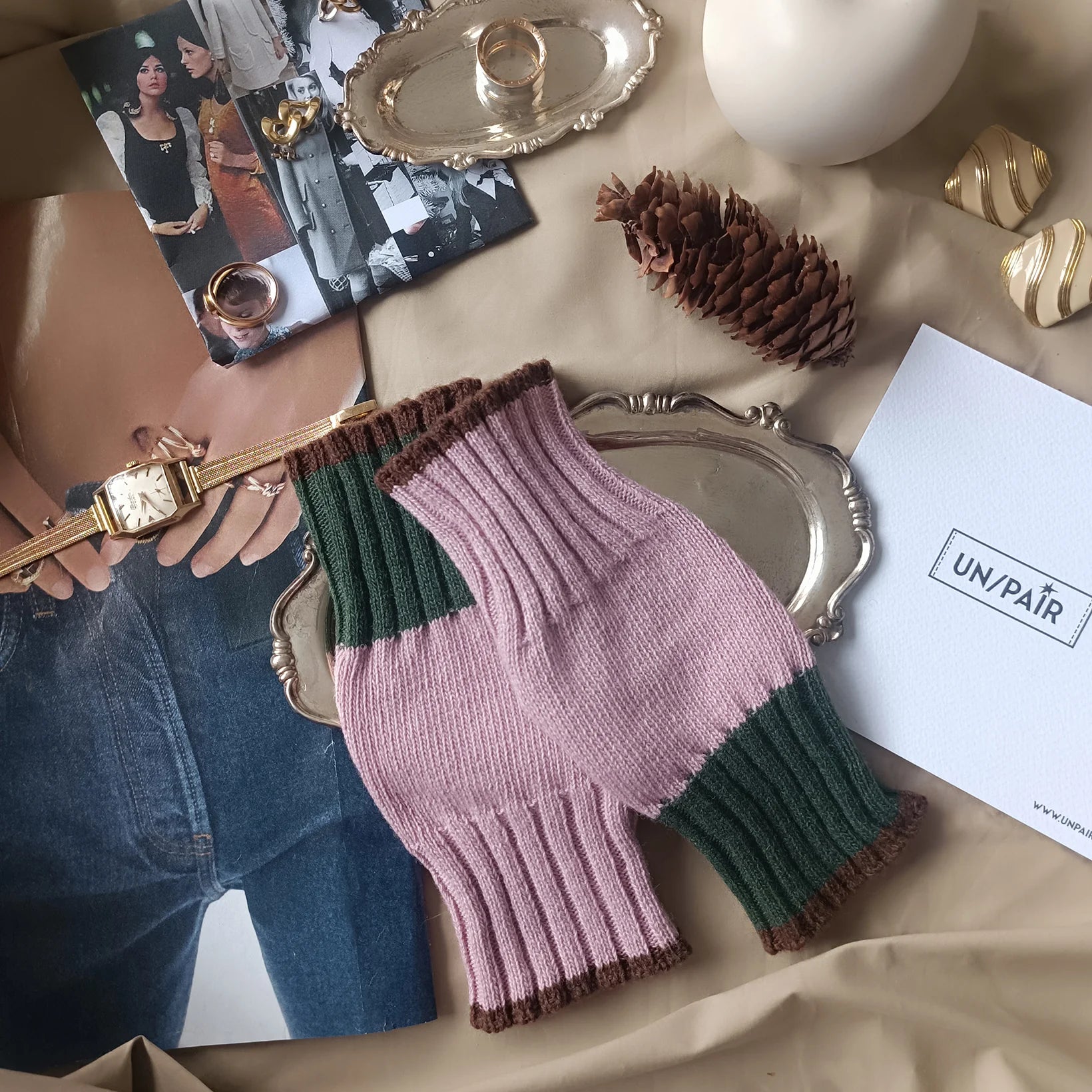 Unpair Sleeve in Pink Green Brown