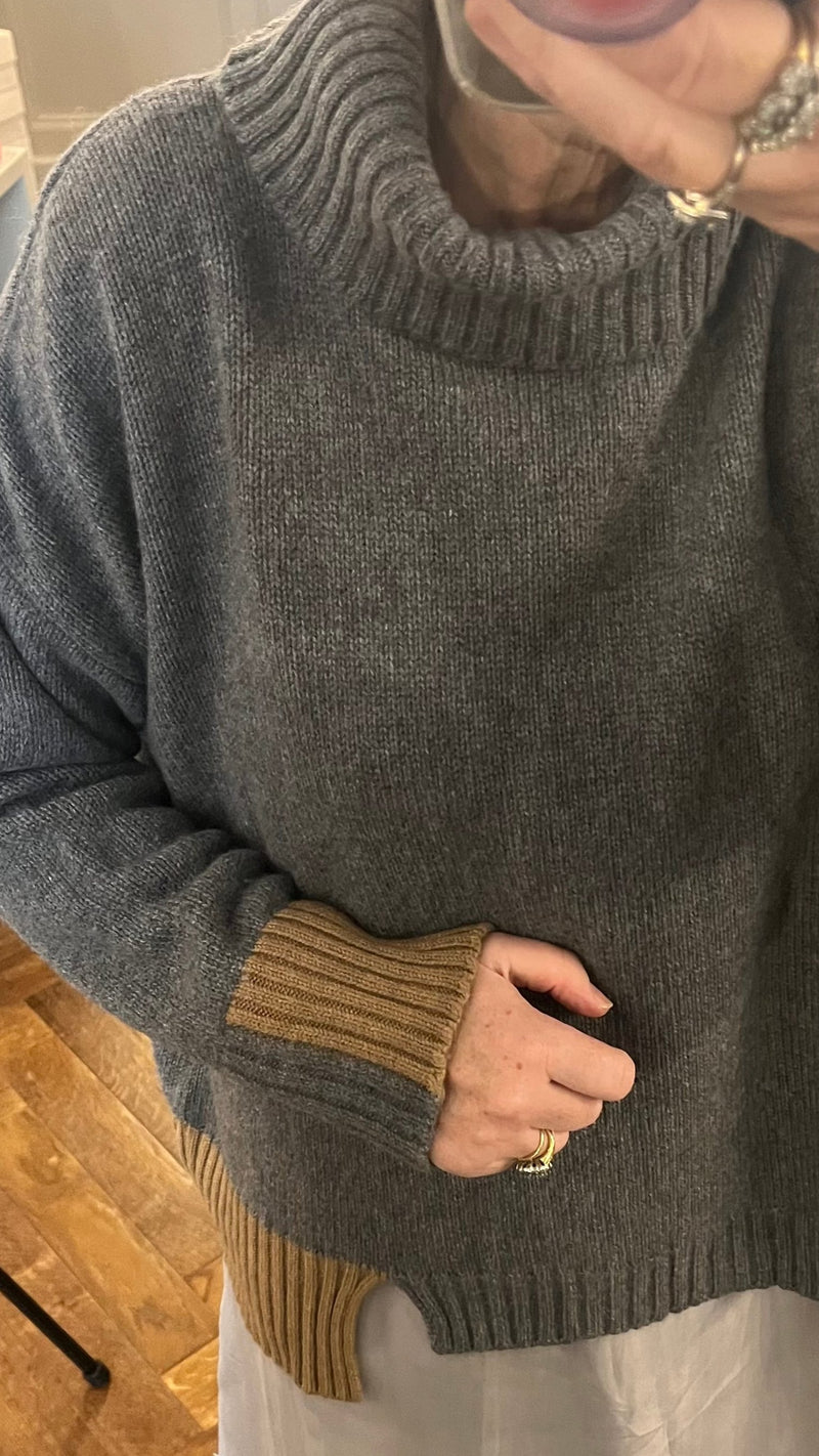 Rialto48 Jumper in Grey and Tan - SKULPT Dublin