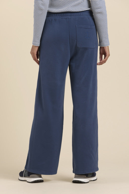 Mat de Misaine Straight Leg Sweatpants in Denim Blue - SKULPT Dublin