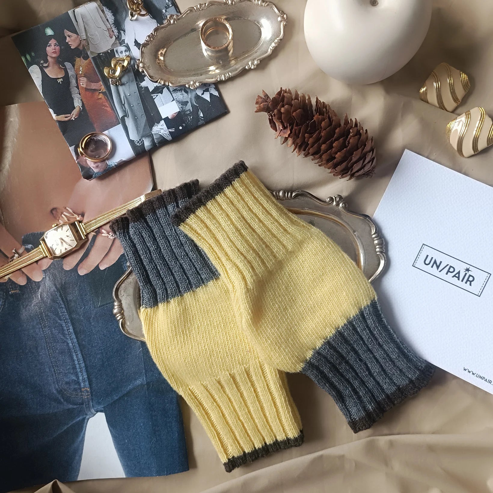 Unpair Sleeve in Lemon Grey Coffee