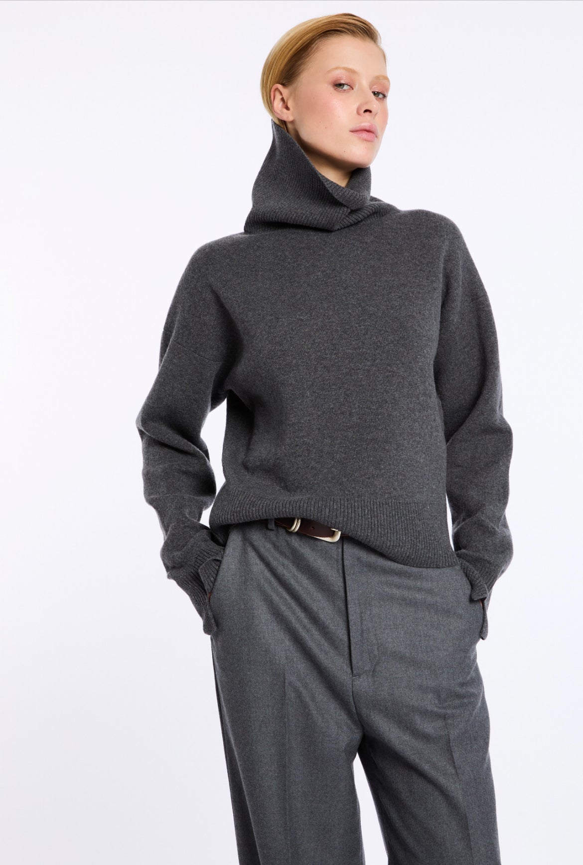 Lis Lareida Cashmere Polo in Grey - SKULPT Dublin