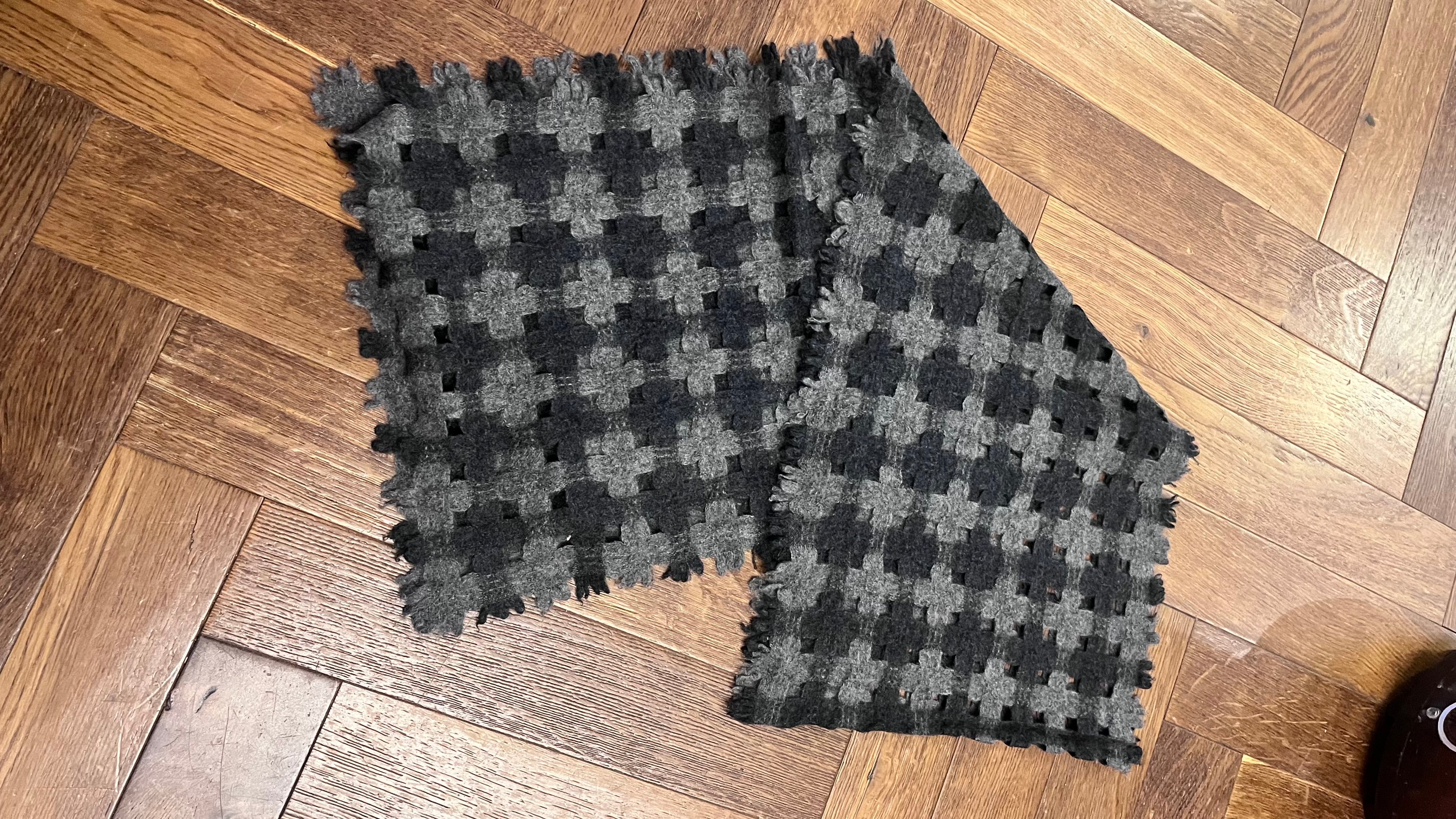 Oats & Rice Waffle Cashmere Scarf in Grey - SKULPT Dublin
