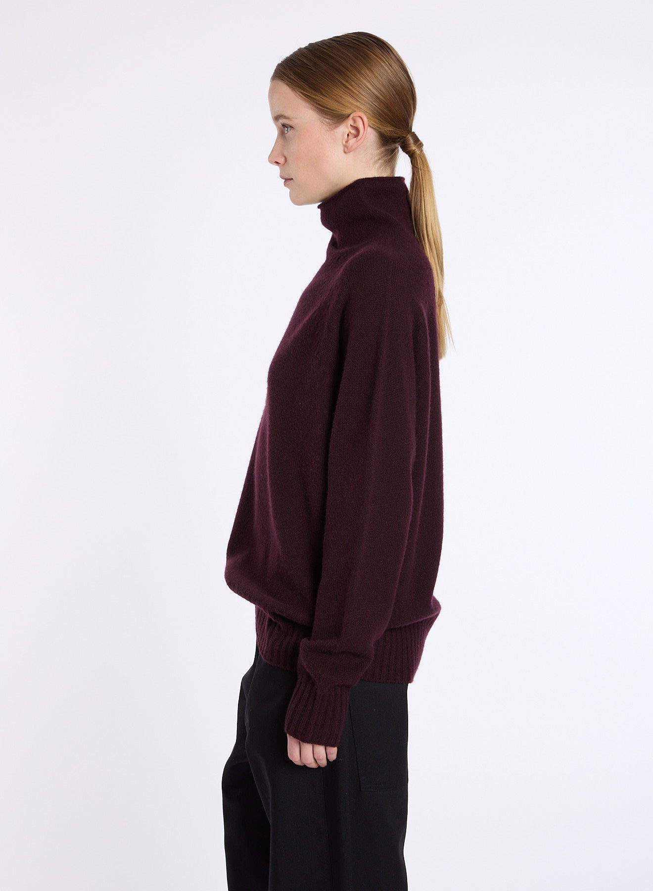 Lis Lareida Cashmere Polo in Deep Berry - SKULPT Dublin