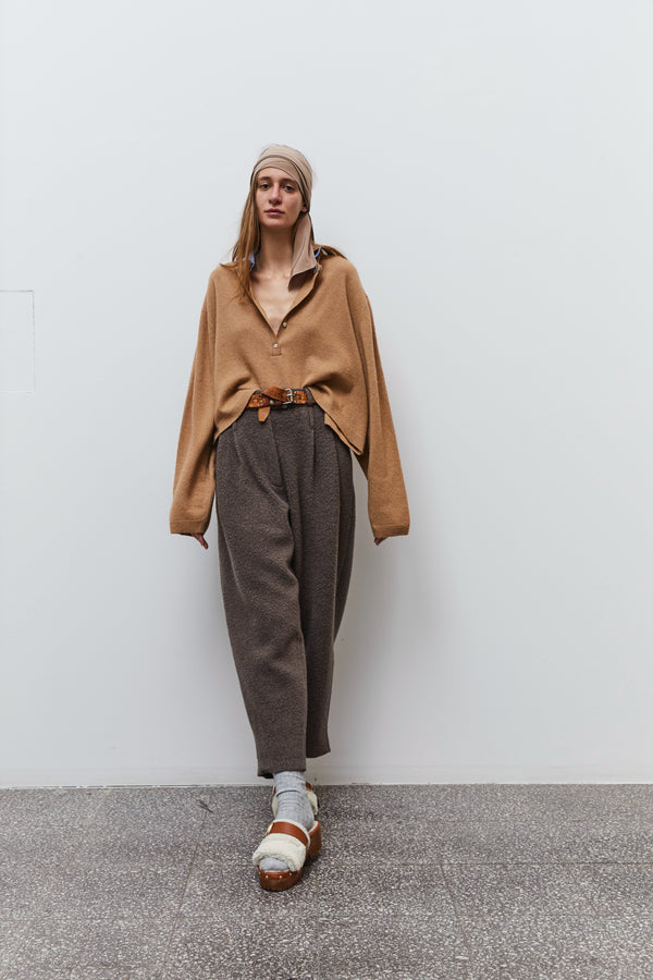 Jejia Jhonathan Jumper in Camel - SKULPT Dublin