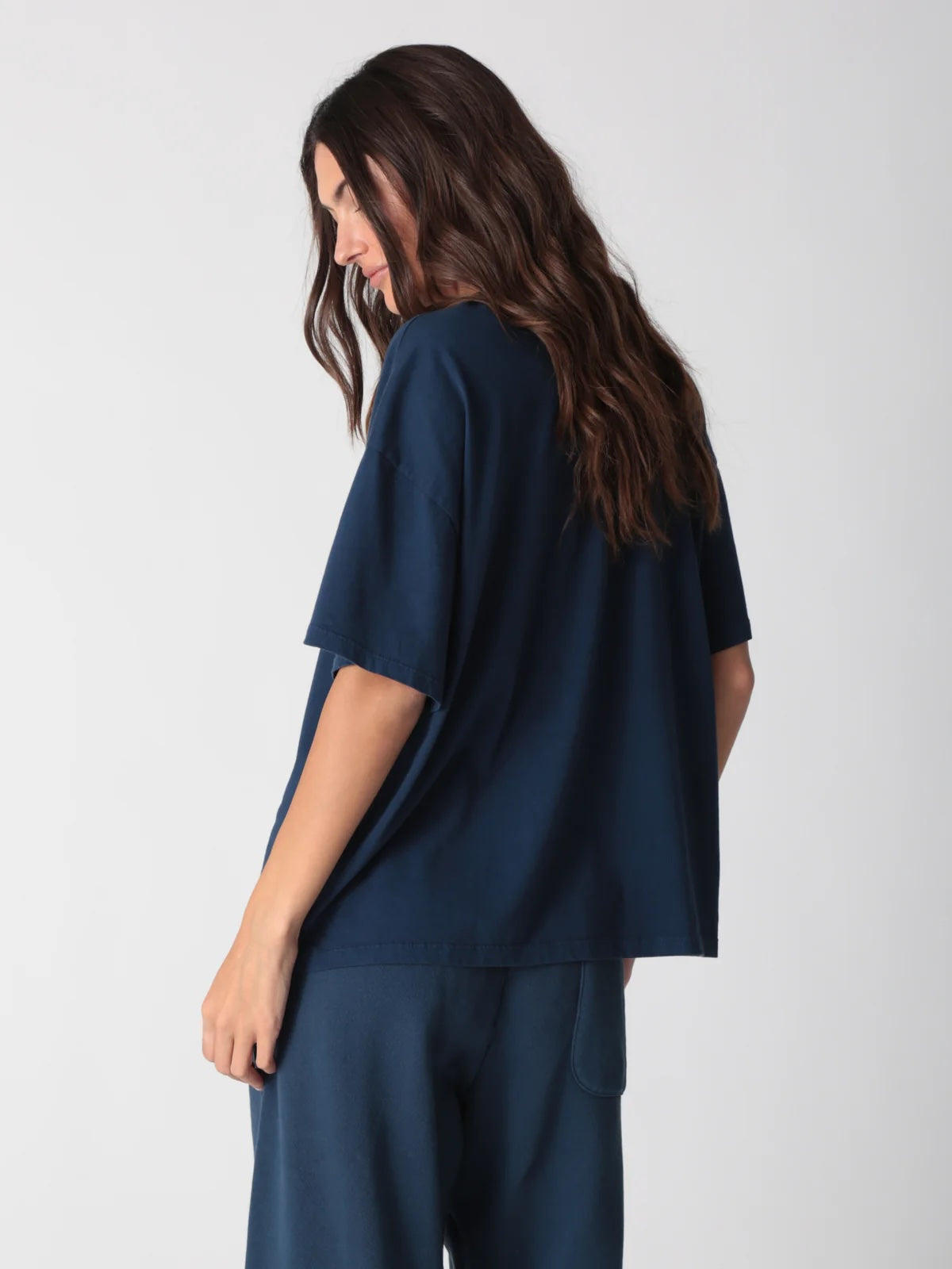 Electric and Rose Short Sleeve Tee in Navy - SKULPT Dublin