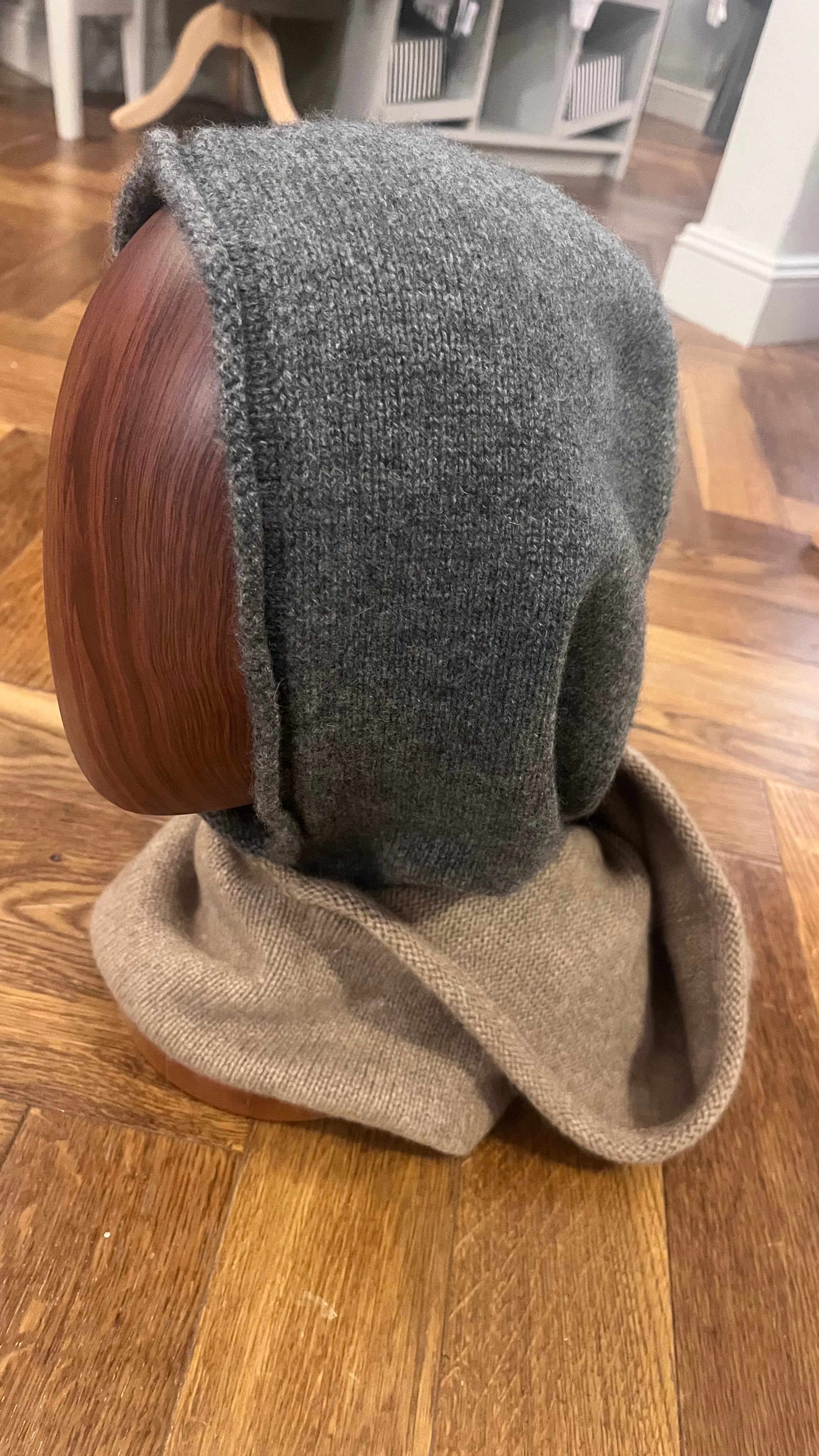 Oats & Rice Full Head Snood in Grey - SKULPT Dublin