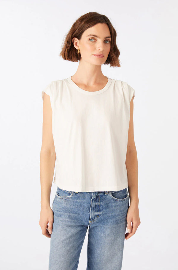 AMO Denim Gerty Short Sleeve Tee in White - SKULPT Dublin