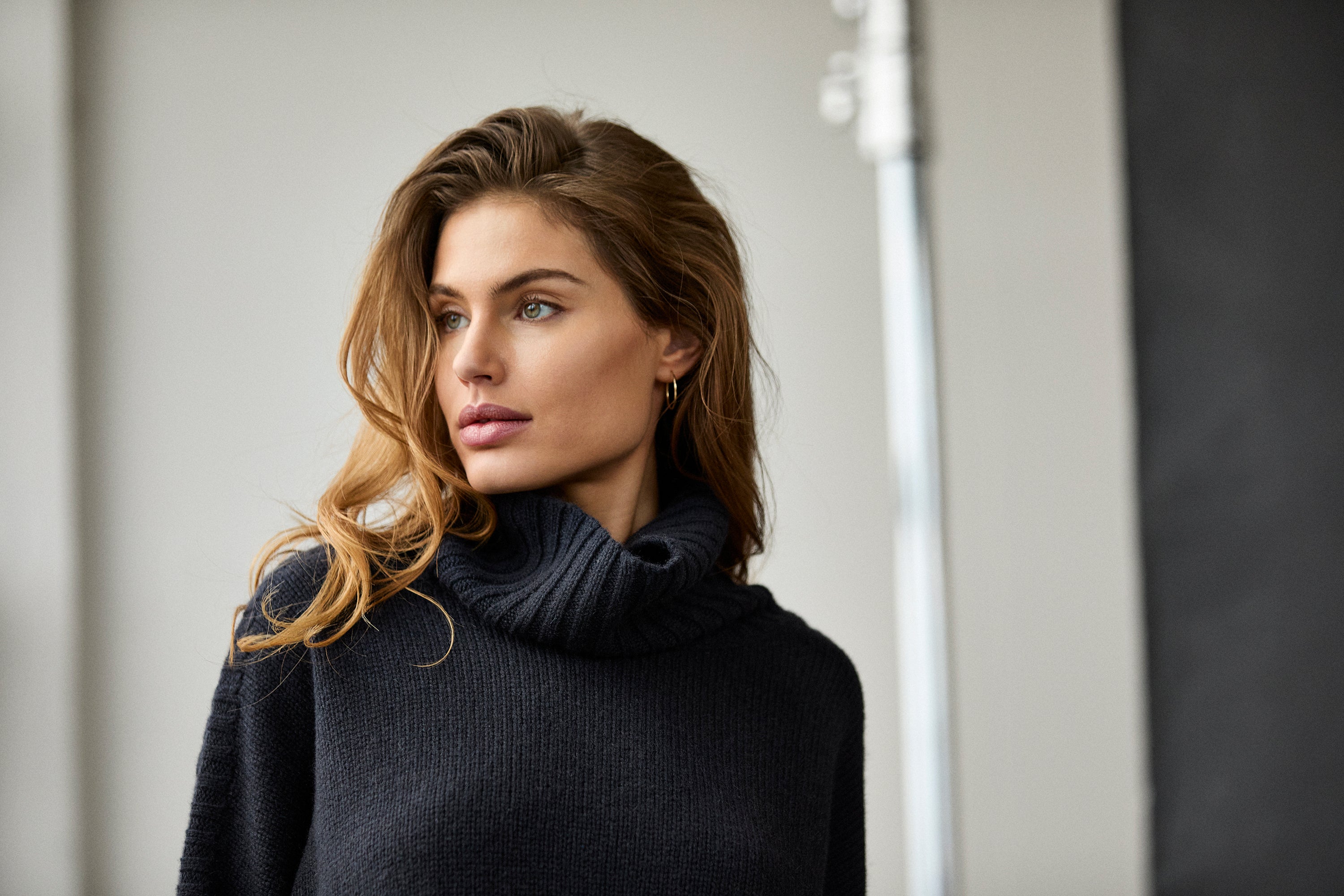 Kristensen du Nord Cashmere Jumper in Navy - SKULPT Dublin