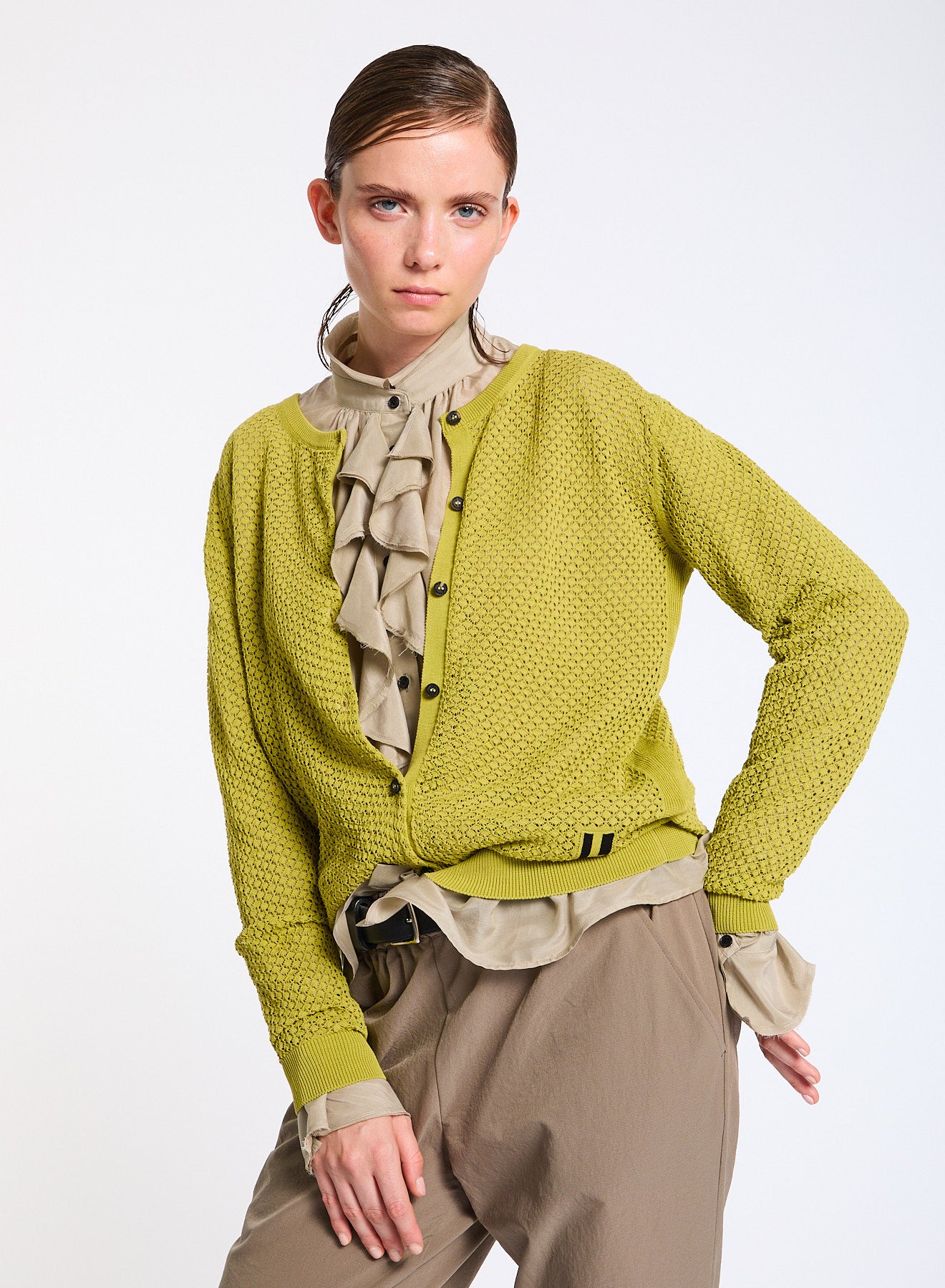 Lis Lareida Athleisure Taper Leg Pants in Muted Olive - SKULPT Dublin