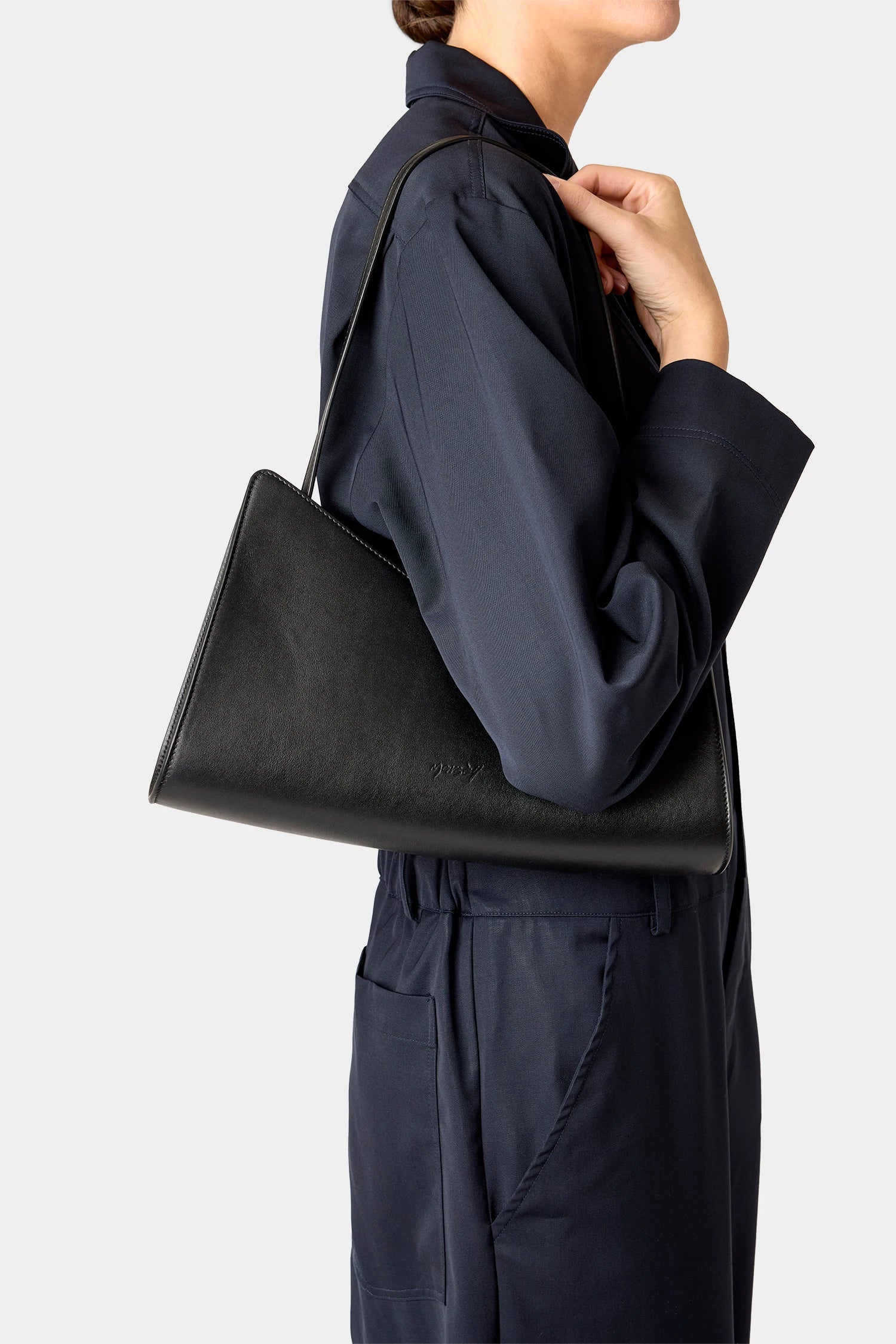 Marsell Shoulder Bag in Black - SKULPT Dublin