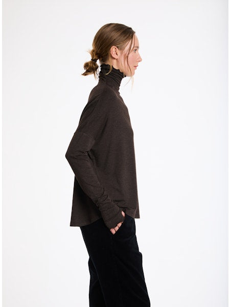 Lis Lareida Long Sleeve Jersey Turtleneck in Dark Navy - SKULPT Dublin
