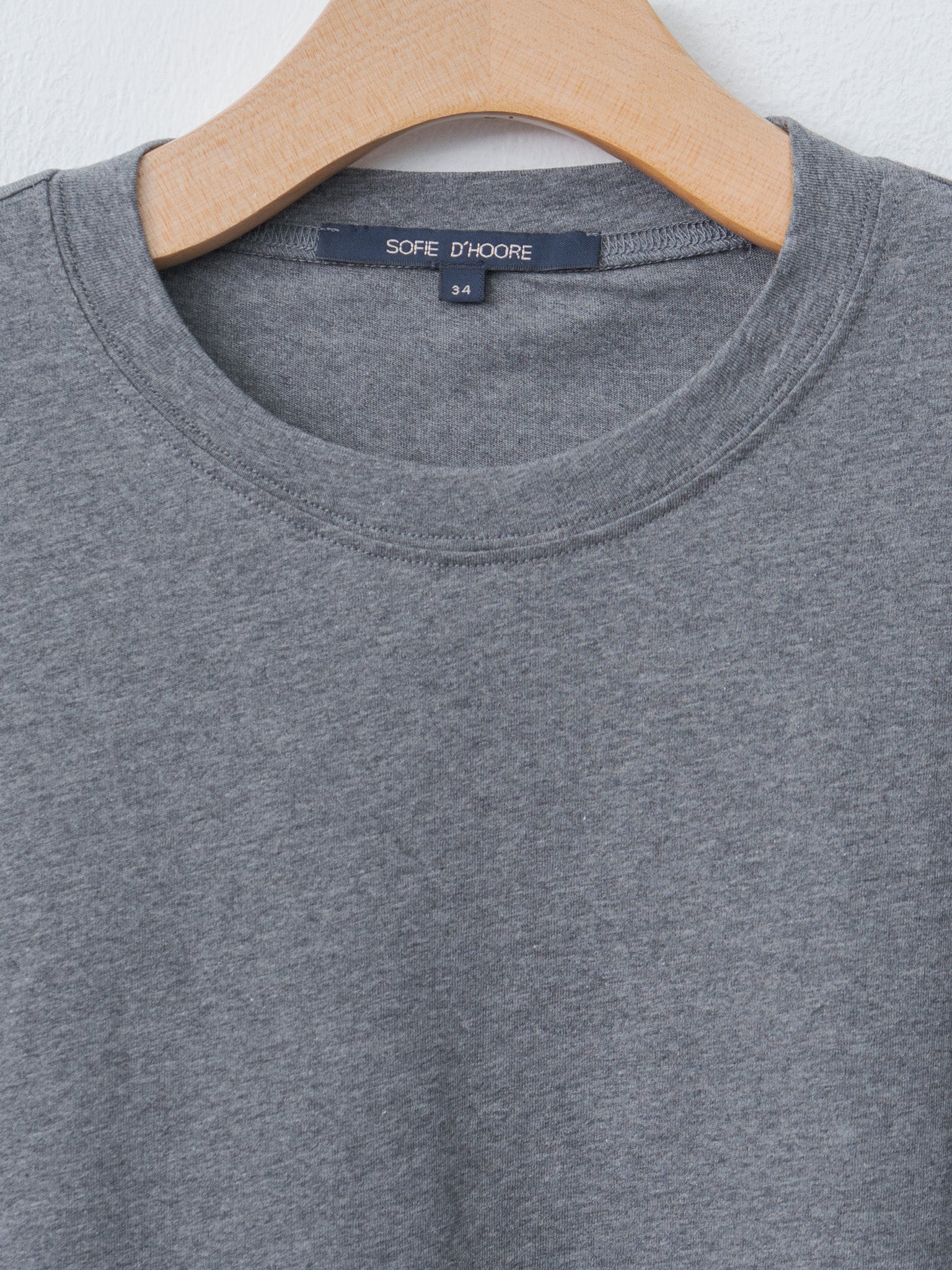 Sofie D'Hoore T Shirt in Mid Grey - SKULPT Dublin