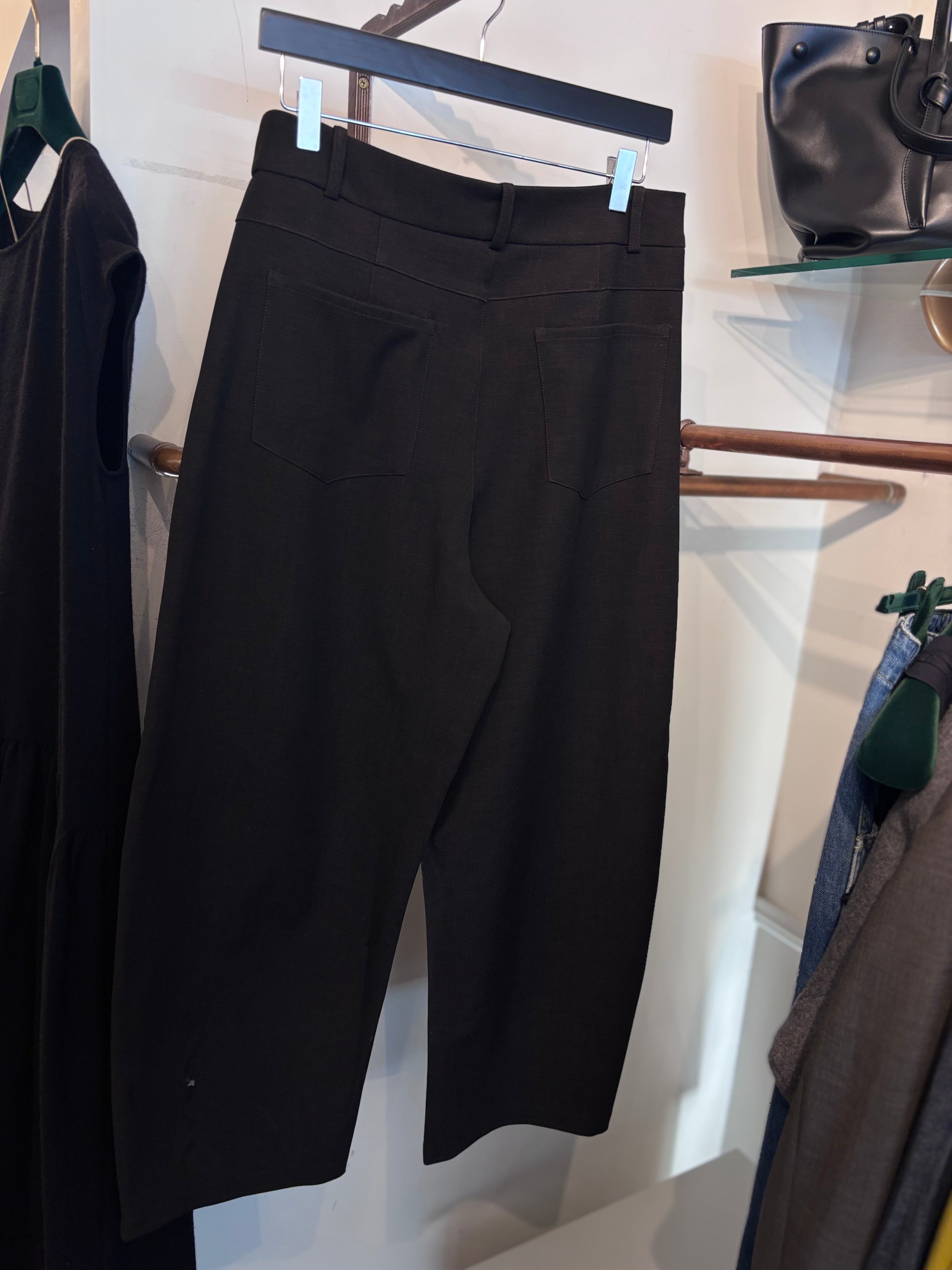 Tot-Hom Barrel Leg Trousers in Chocolate - SKULPT Dublin