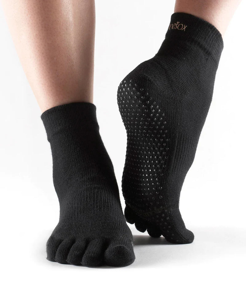 ToeSox 5 Toe Grip Sock Full Ankle Coverage - Black - SKULPT Dublin