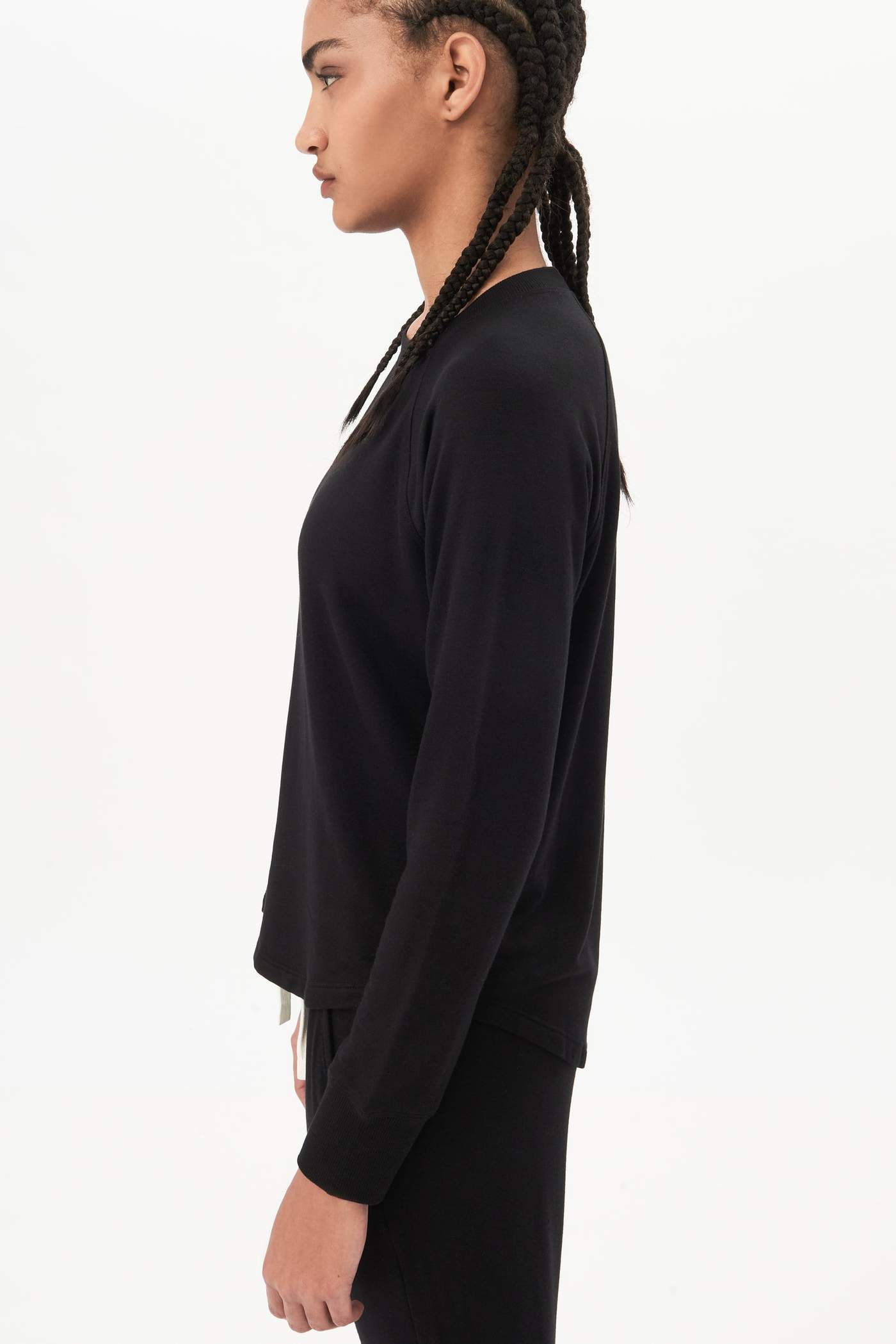 Splits59 Warm Up Long Sleeve Sweater in Black - SKULPT Dublin