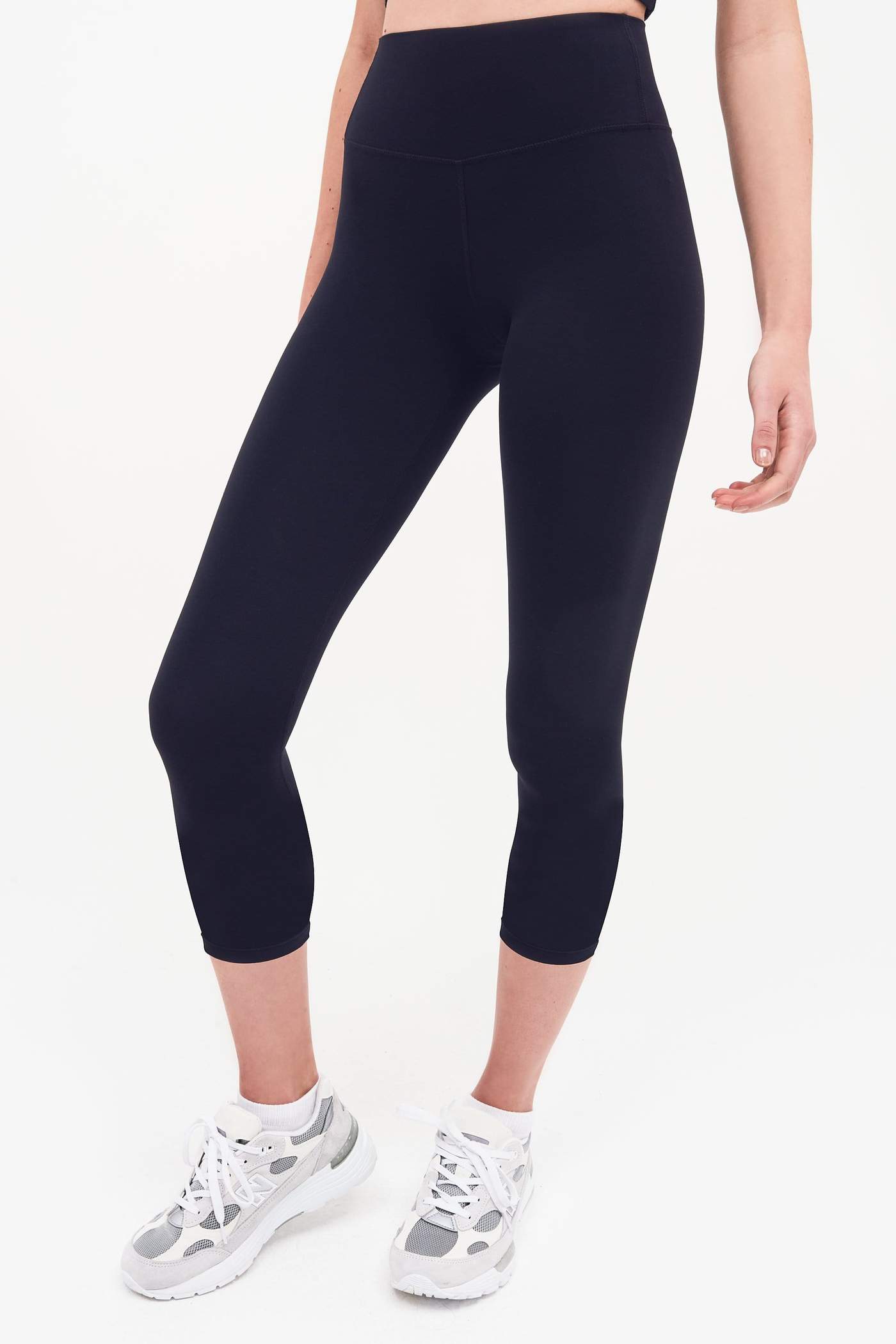 Splits59 Airweight Crop Legging in Navy - SKULPT Dublin