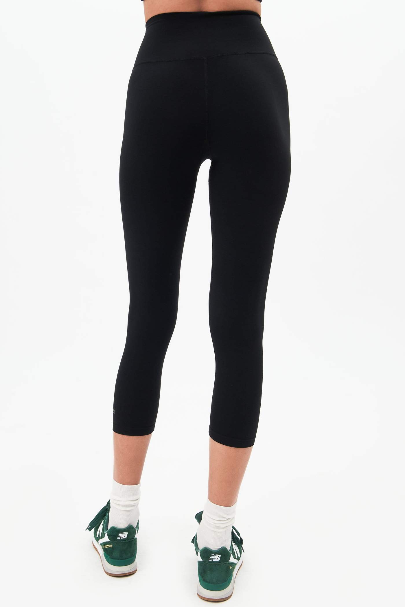 Splits59 Airweight Crop Legging in Black - SKULPT Dublin