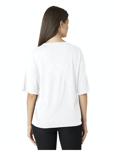 Beyond Yoga Easy On Me Short Sleeve Tee in White - SKULPT Dublin