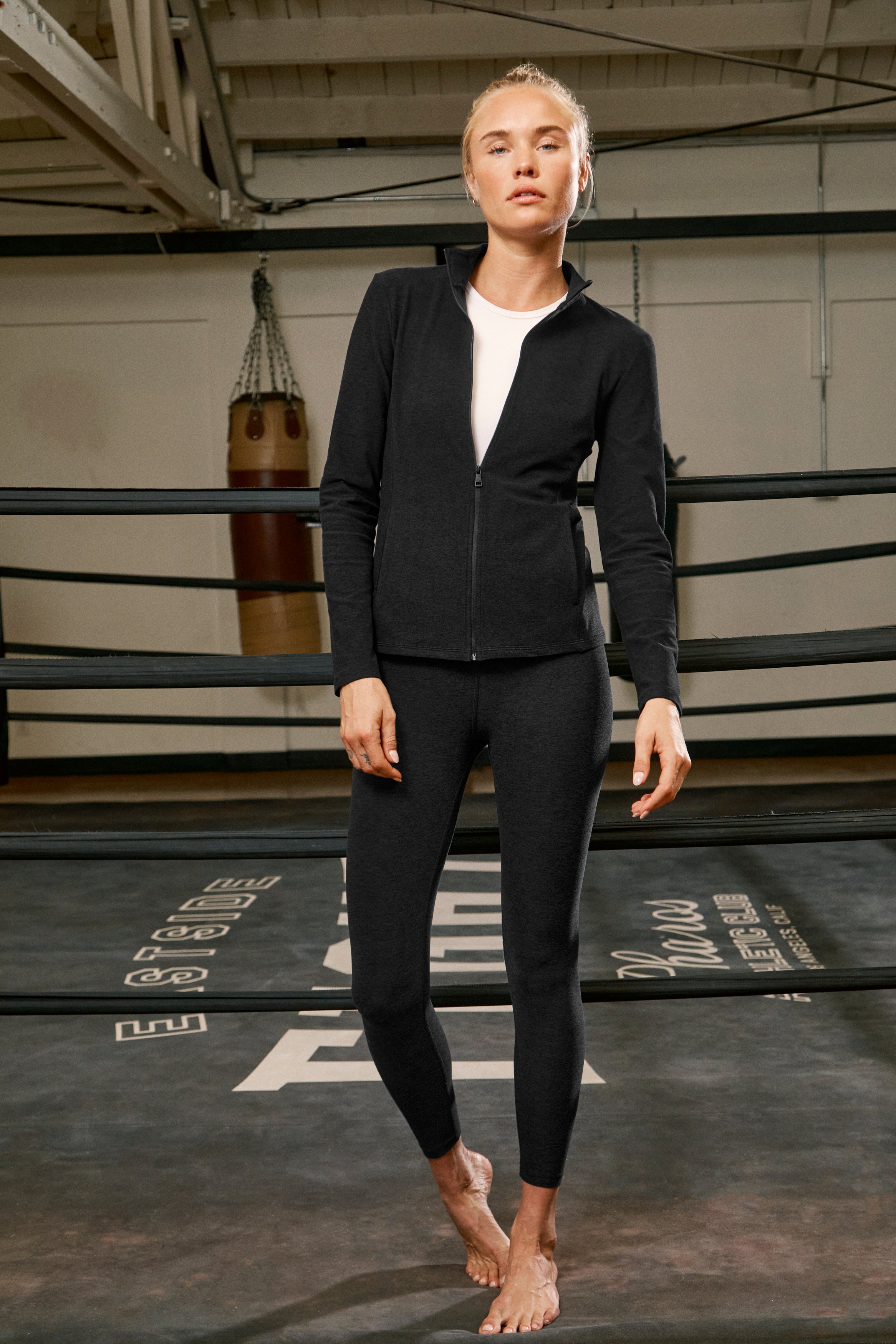 Beyond Yoga Spacedye Mock Neck Zip Up in Darkest Night - SKULPT Dublin