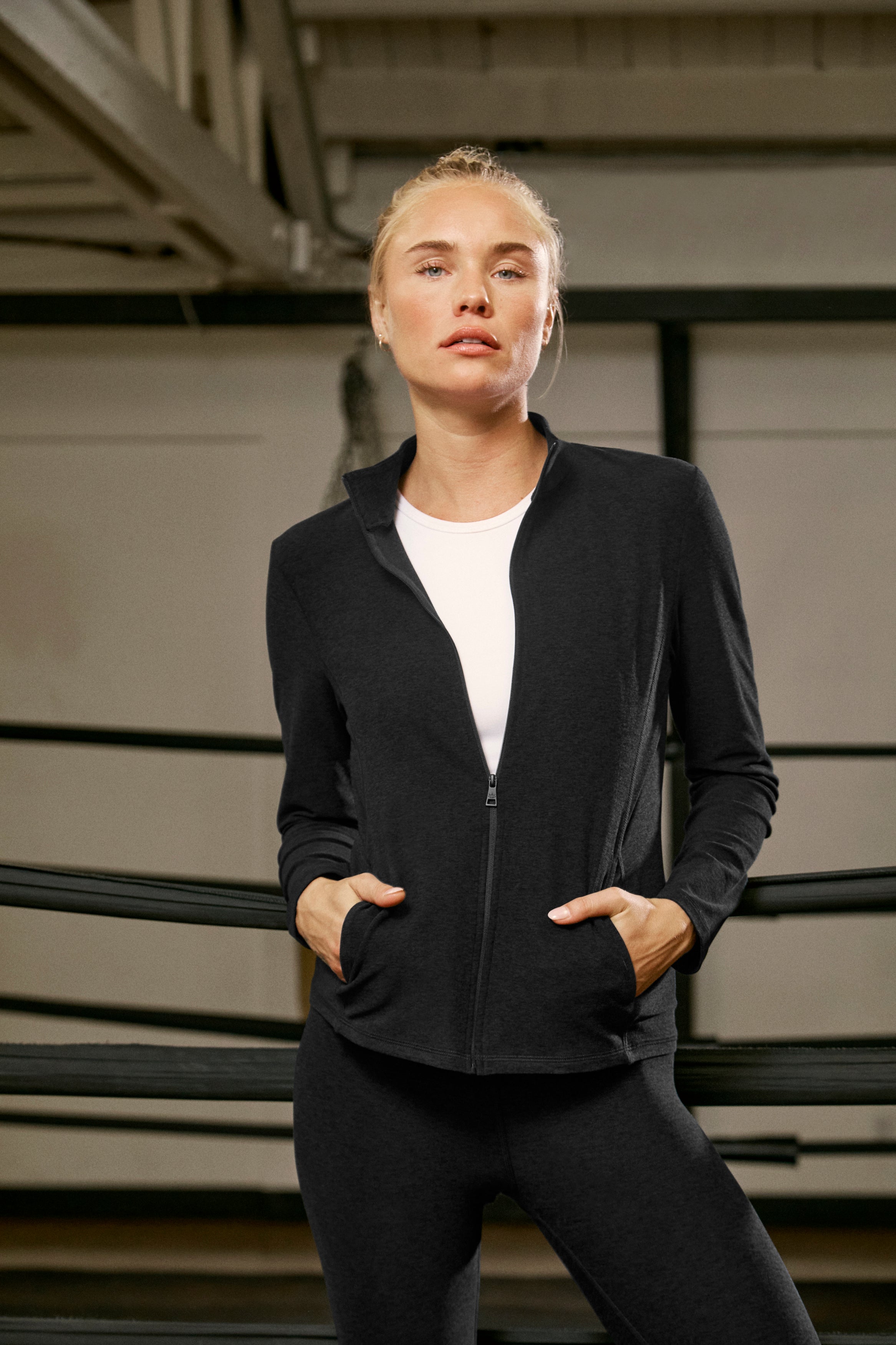 Beyond Yoga Spacedye Mock Neck Zip Up in Darkest Night - SKULPT Dublin